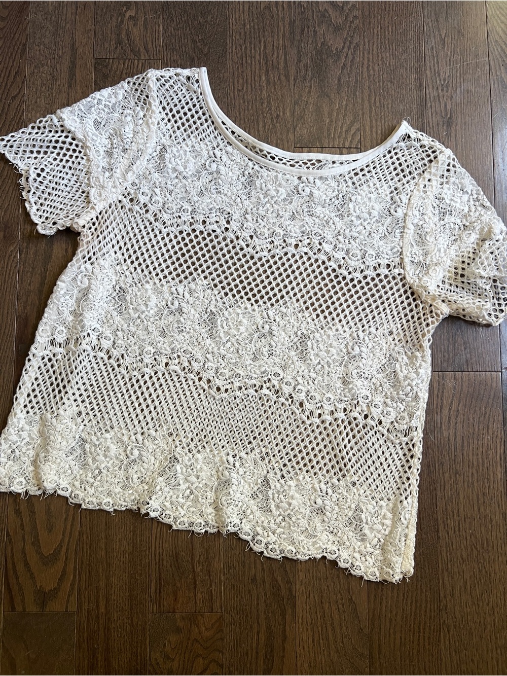 WHBM White House Black Market crochet lace shirt size medium